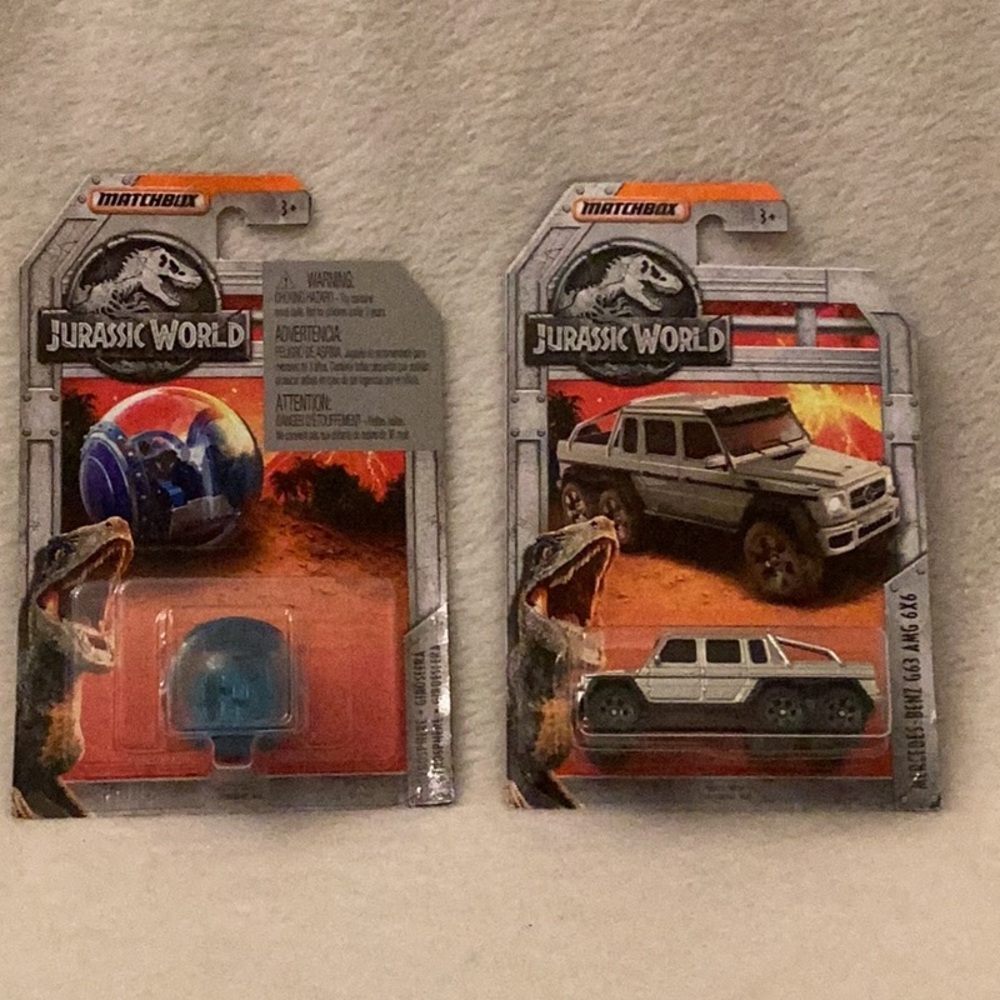 Matchbox Jurassic World ~ Mercedes-Benz Gyrosphere  ~ Set of 2 ~ Unopened